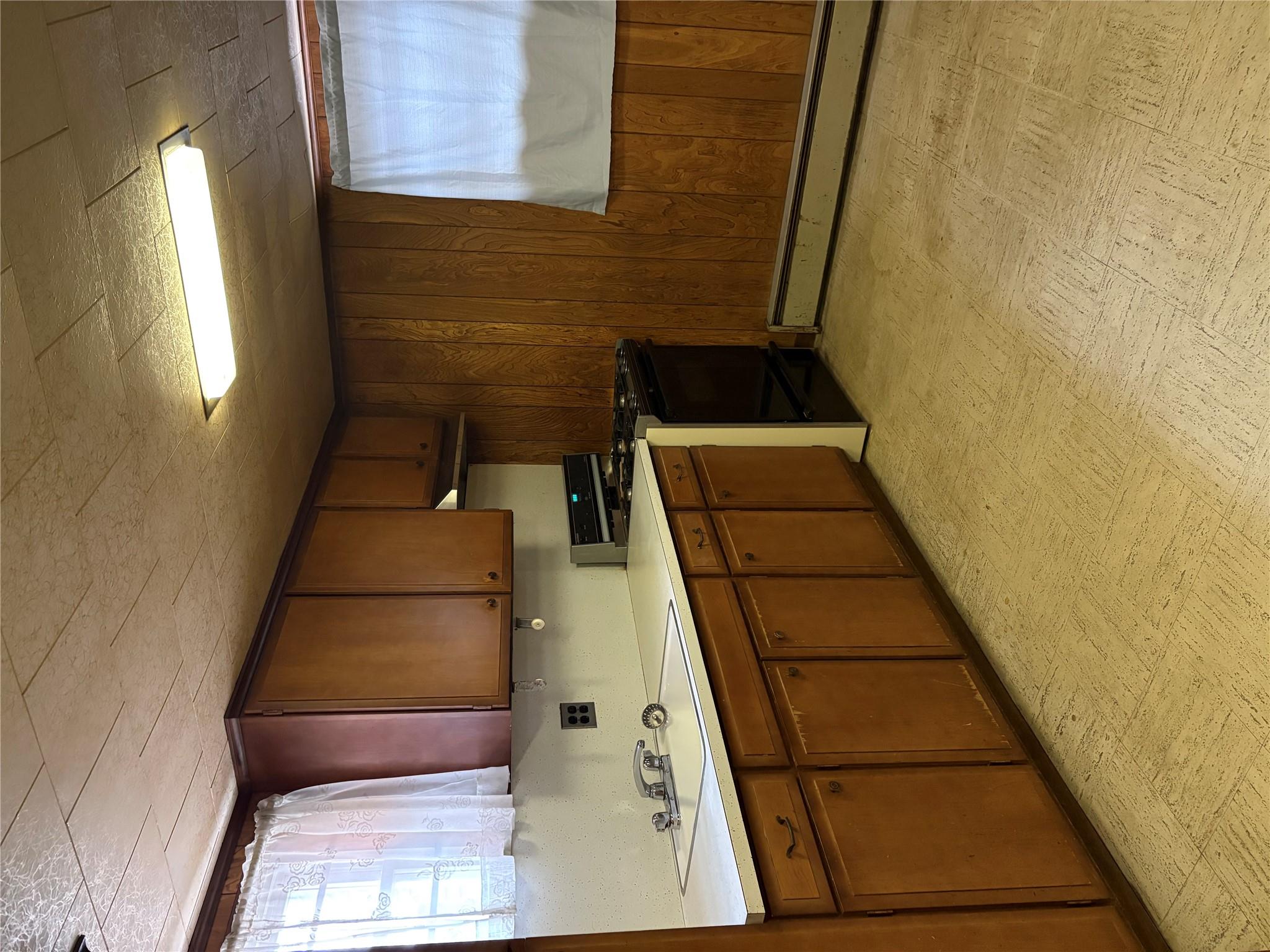 148-21 W 12th Avenue, Whitestone, Florida image 15
