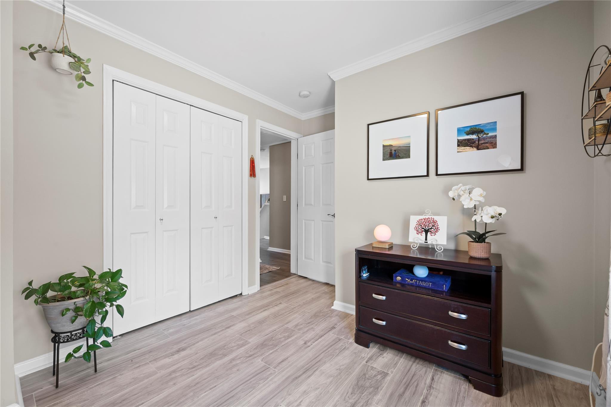 6 E Horizon Court, Woodbury, New York image 22
