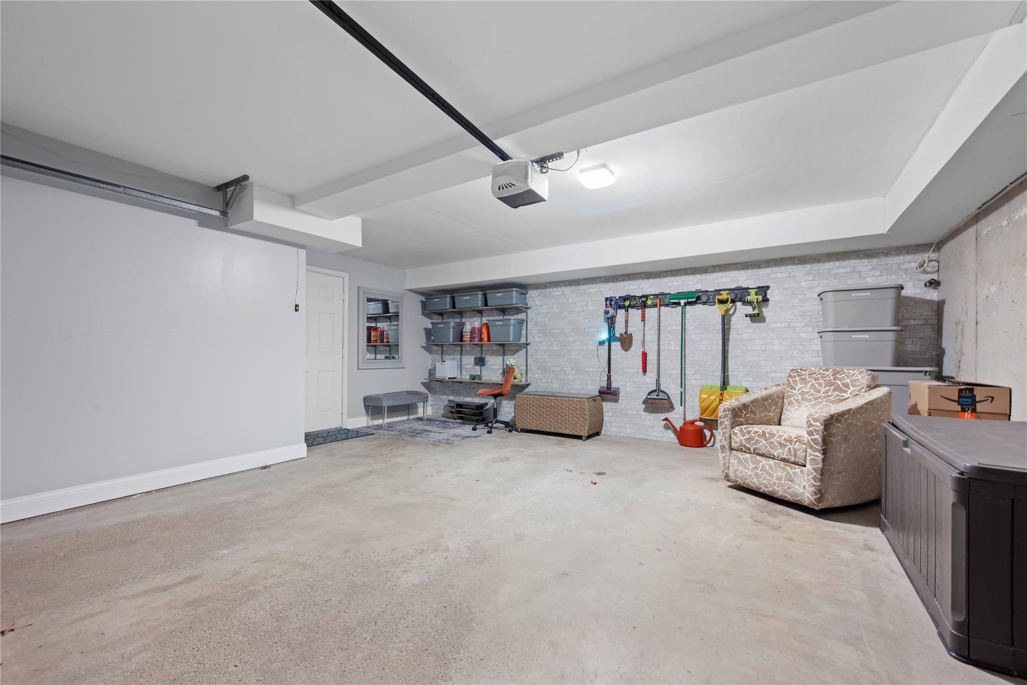 6 E Horizon Court, Woodbury, New York image 27