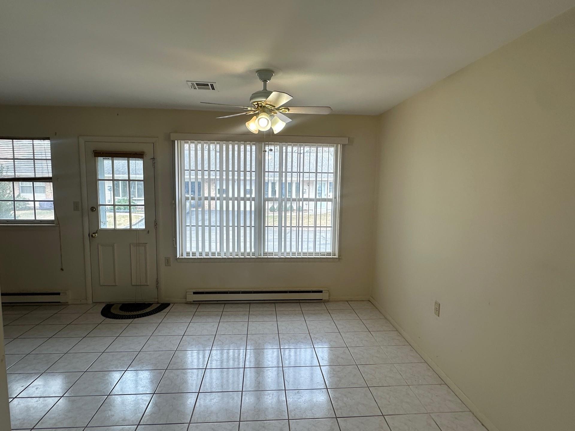 384 Woodbridge Drive #C, Ridge, New York image 6