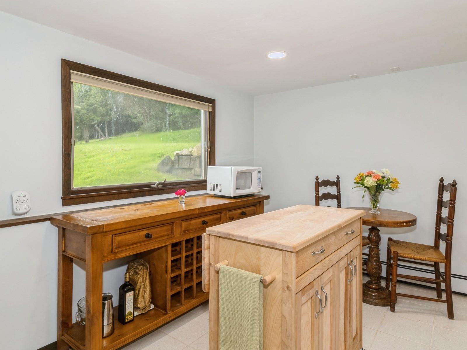 Carmel, New York 10512, United States, 3 Bedrooms Bedrooms, ,2 BathroomsBathrooms,Residential,Active,144162