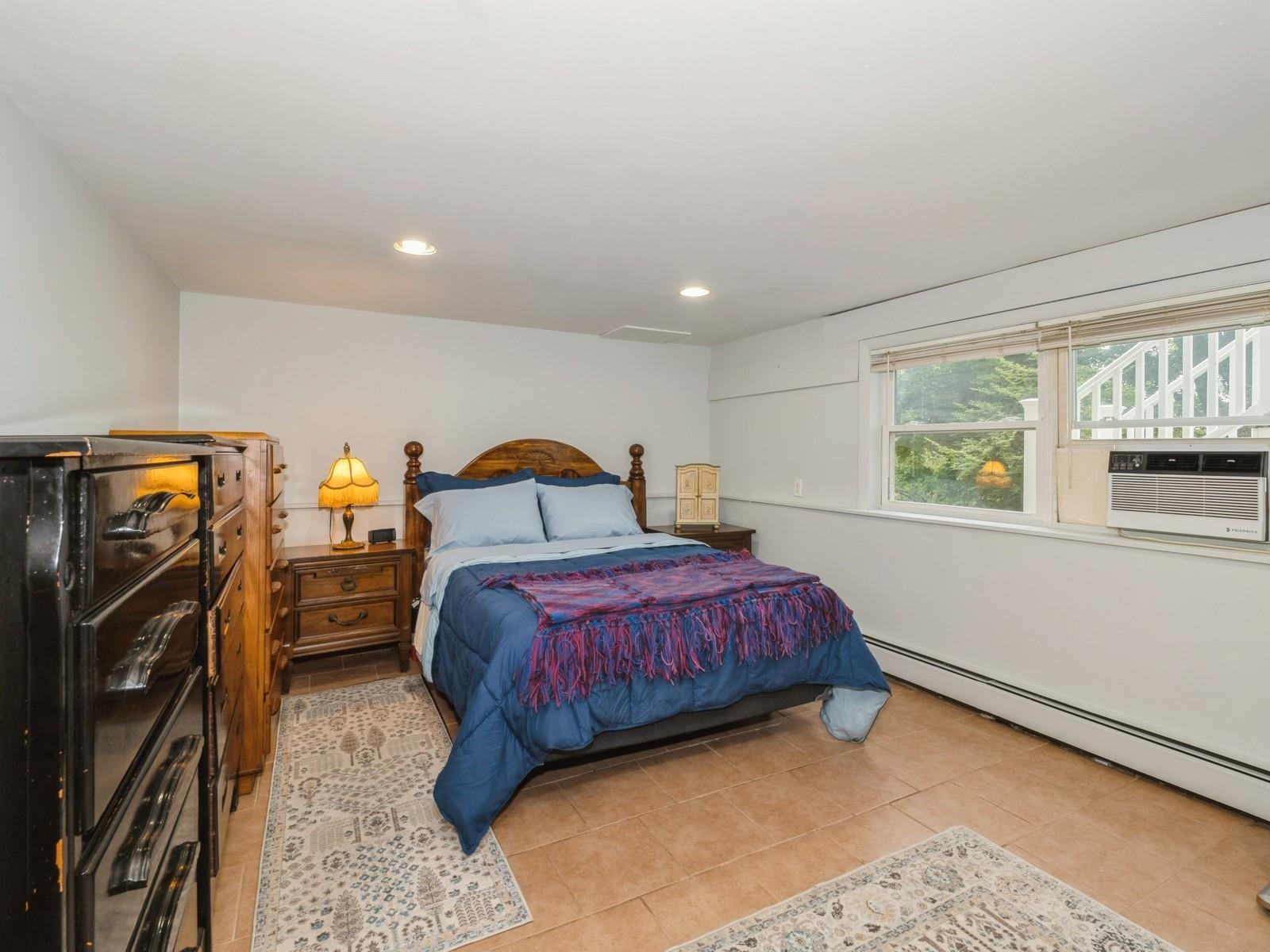 Carmel, New York 10512, United States, 3 Bedrooms Bedrooms, ,2 BathroomsBathrooms,Residential,Active,144162