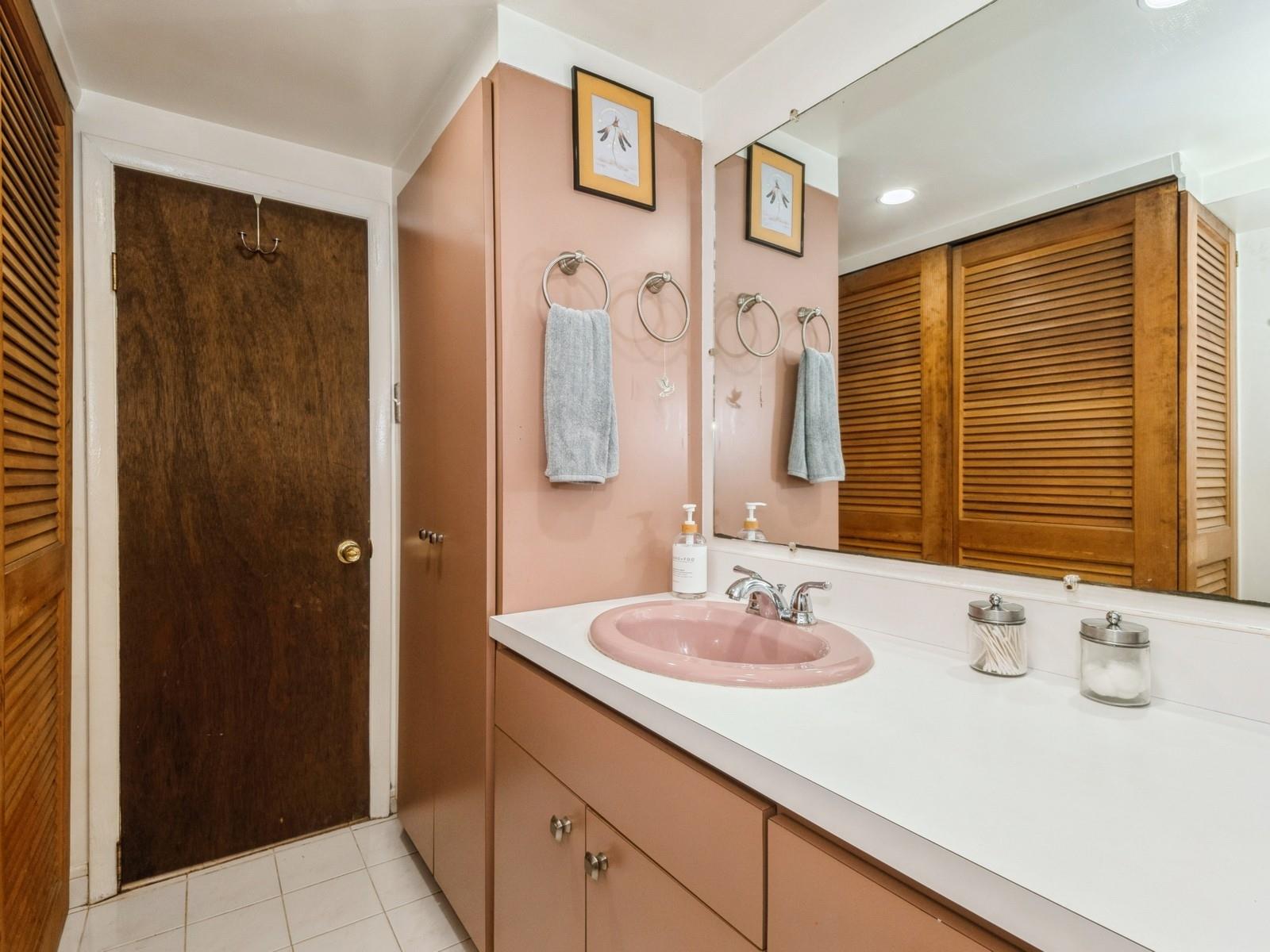 Carmel, New York 10512, United States, 3 Bedrooms Bedrooms, ,2 BathroomsBathrooms,Residential,Active,144162