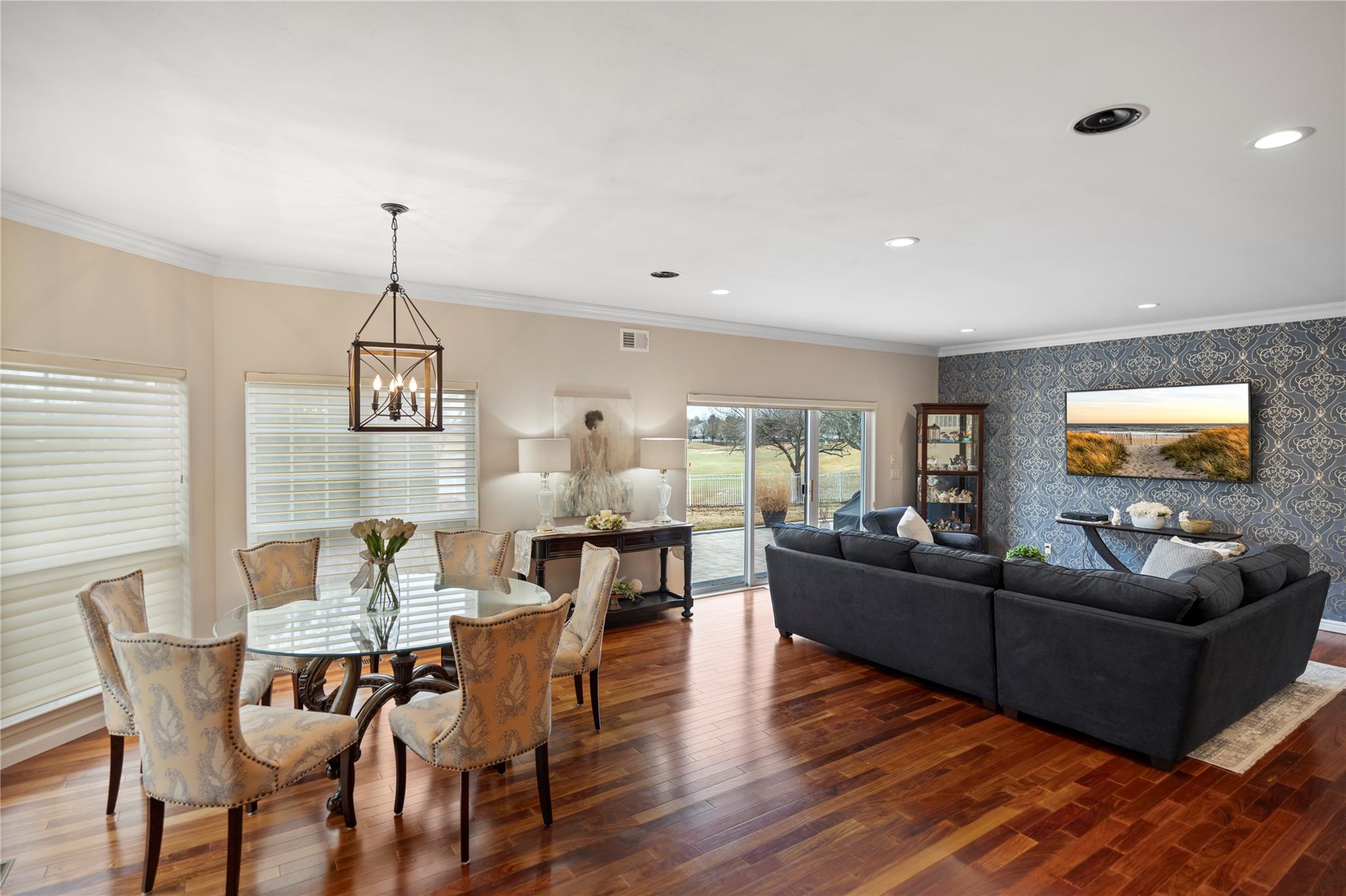 77 Hamlet Drive, Mount Sinai, New York image 14