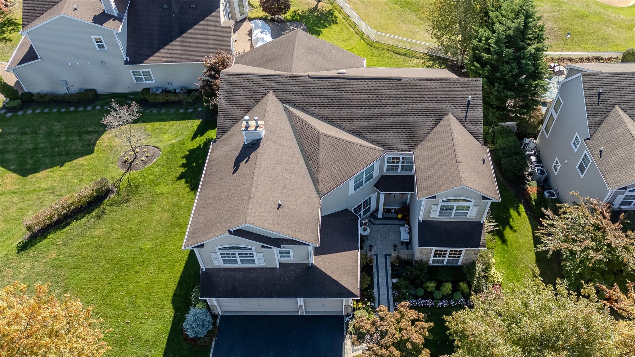 77 Hamlet Drive, Mount Sinai, New York image 23