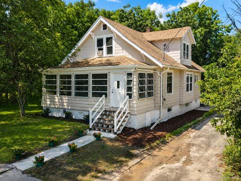 Photo for 156 W Bridge Street