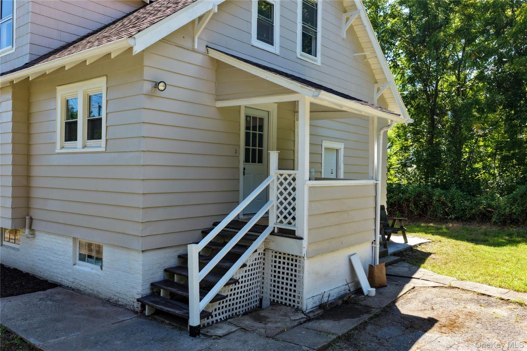 Photo of 156 W Bridge Street, Catskill, NY 12414 (MLS # 1037939)