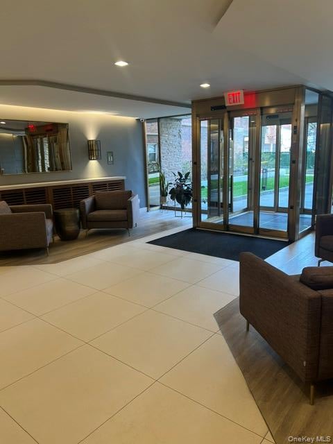 Photo of 120 Hartsdale E Avenue AVE #7F, Hartsdale, NY 10530 (MLS # 1021909)
