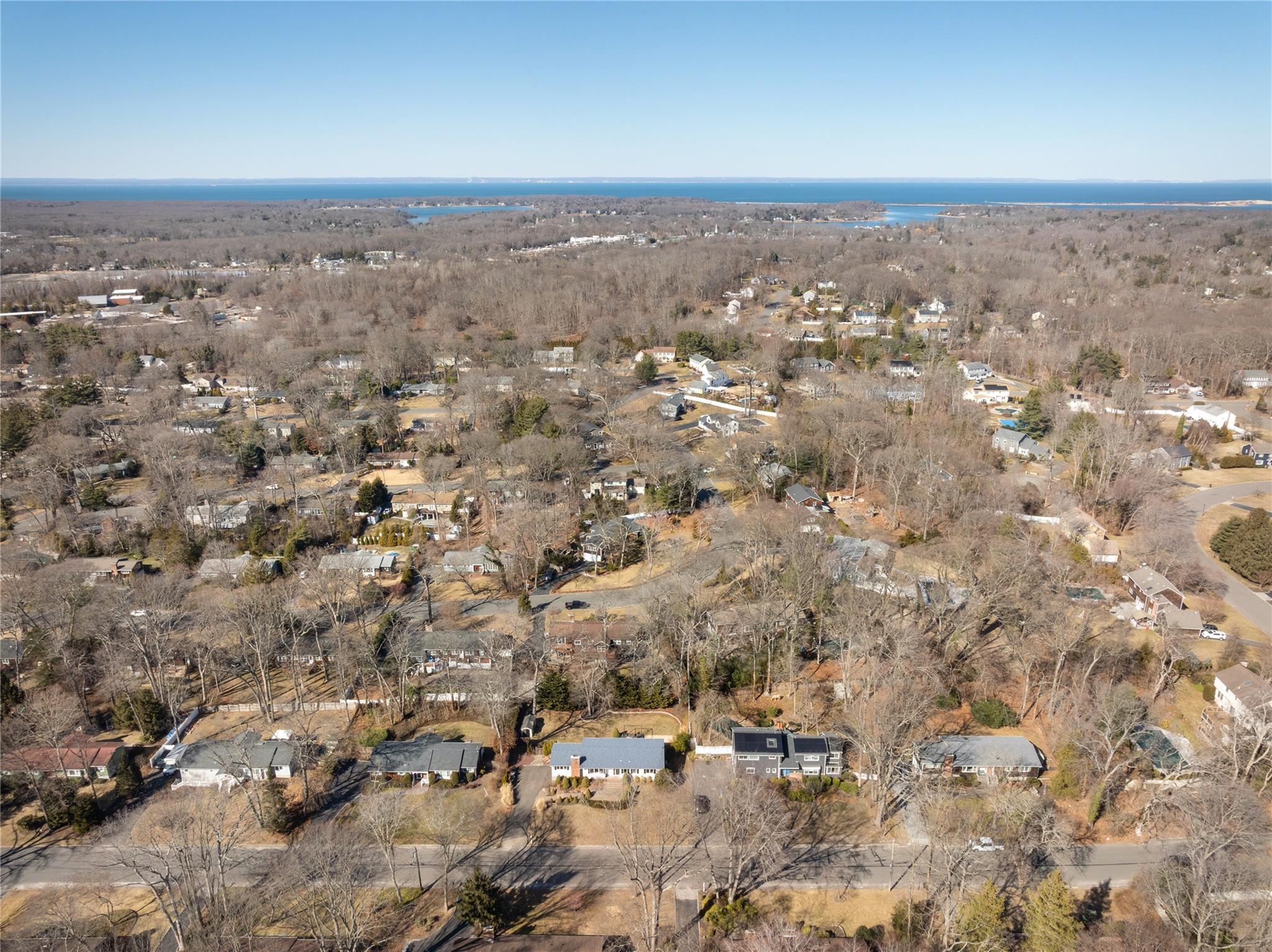 11 Pleasant Drive, East Setauket, New York image 26