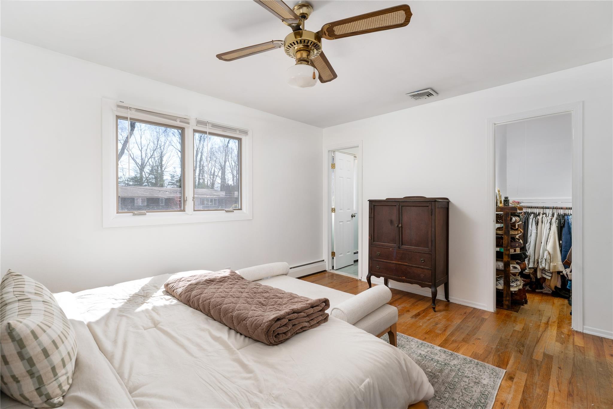 11 Pleasant Drive, East Setauket, New York image 13