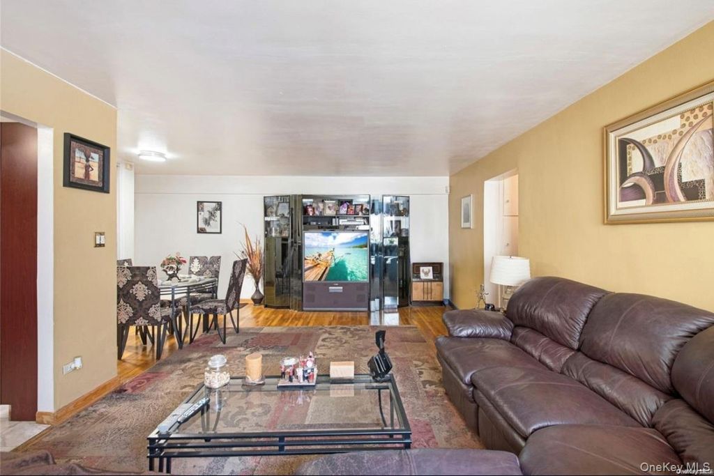 Photo of 1275 E 51st Street St #3B, Brooklyn, NY 11234 (MLS # 1018048)