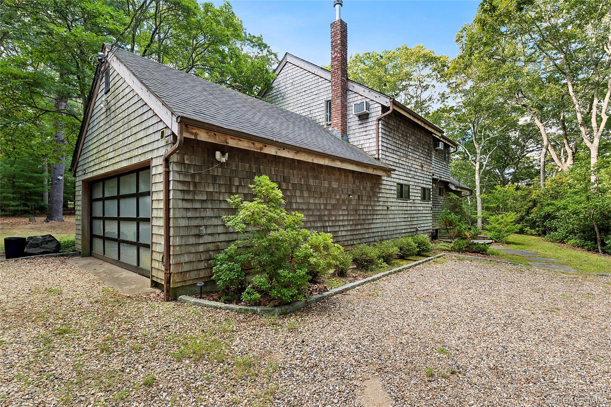 526 Hands Creek Road
