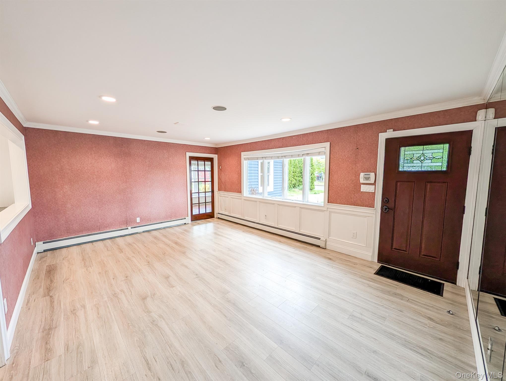 11 Curtis Avenue