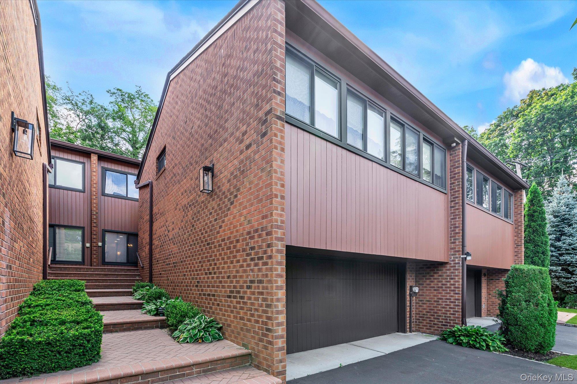 3 Cricket Club Drive
