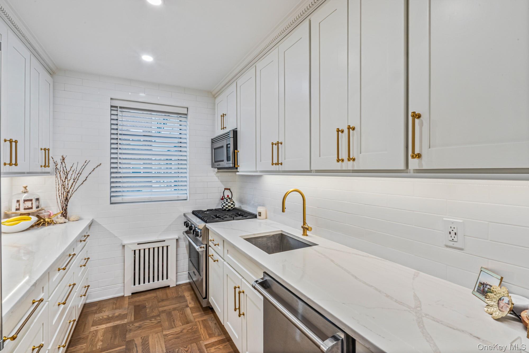 40 Schenck Avenue 1L