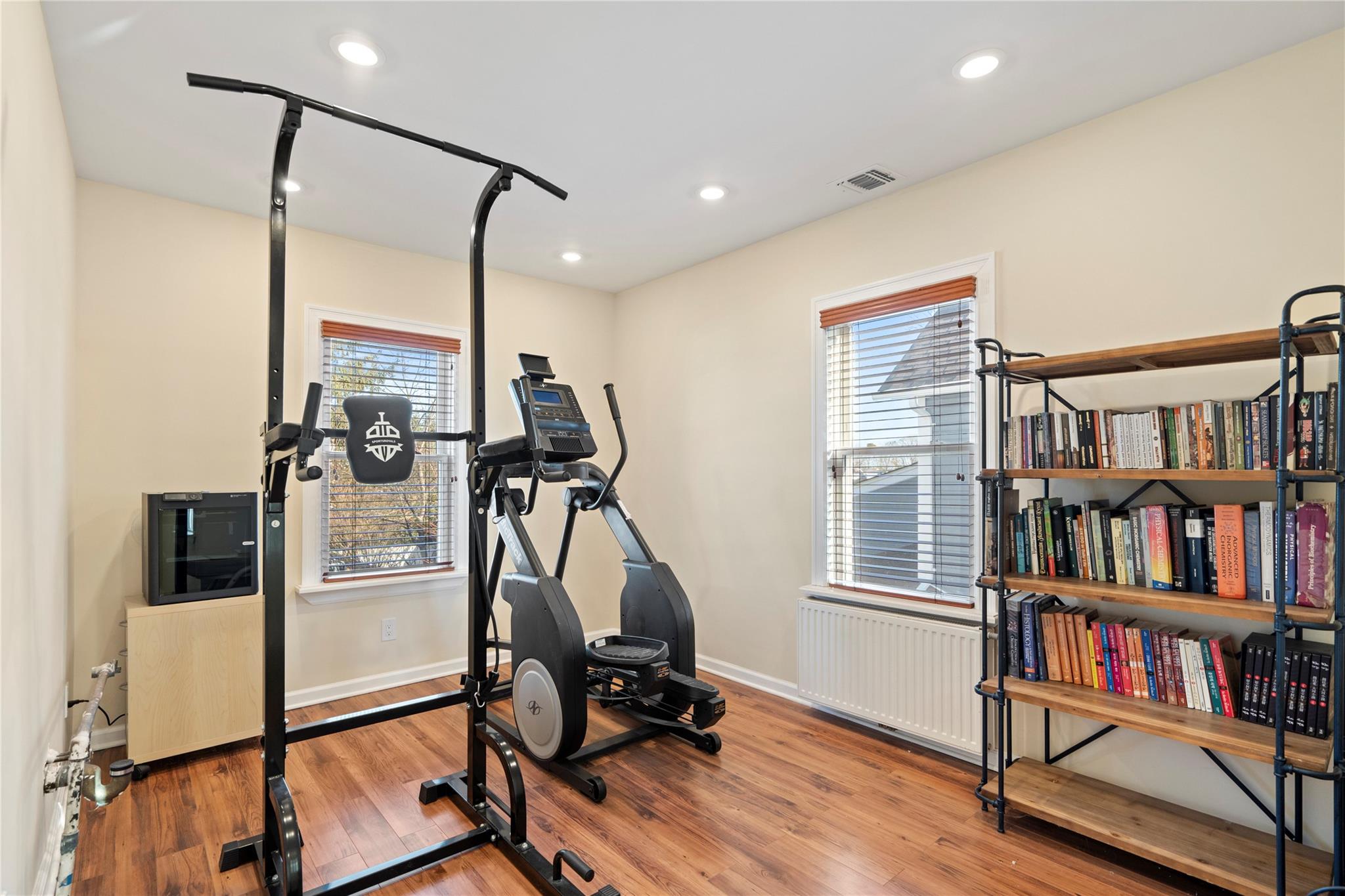 95 Rose Street, Oyster Bay, New York image 20