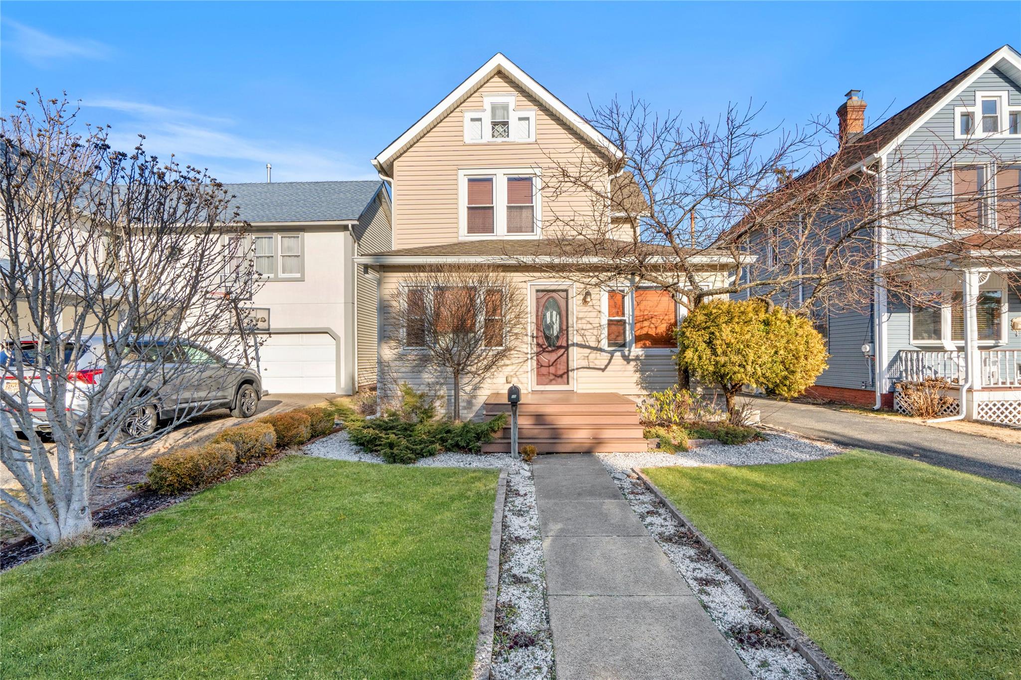95 Rose Street, Oyster Bay, New York image 1