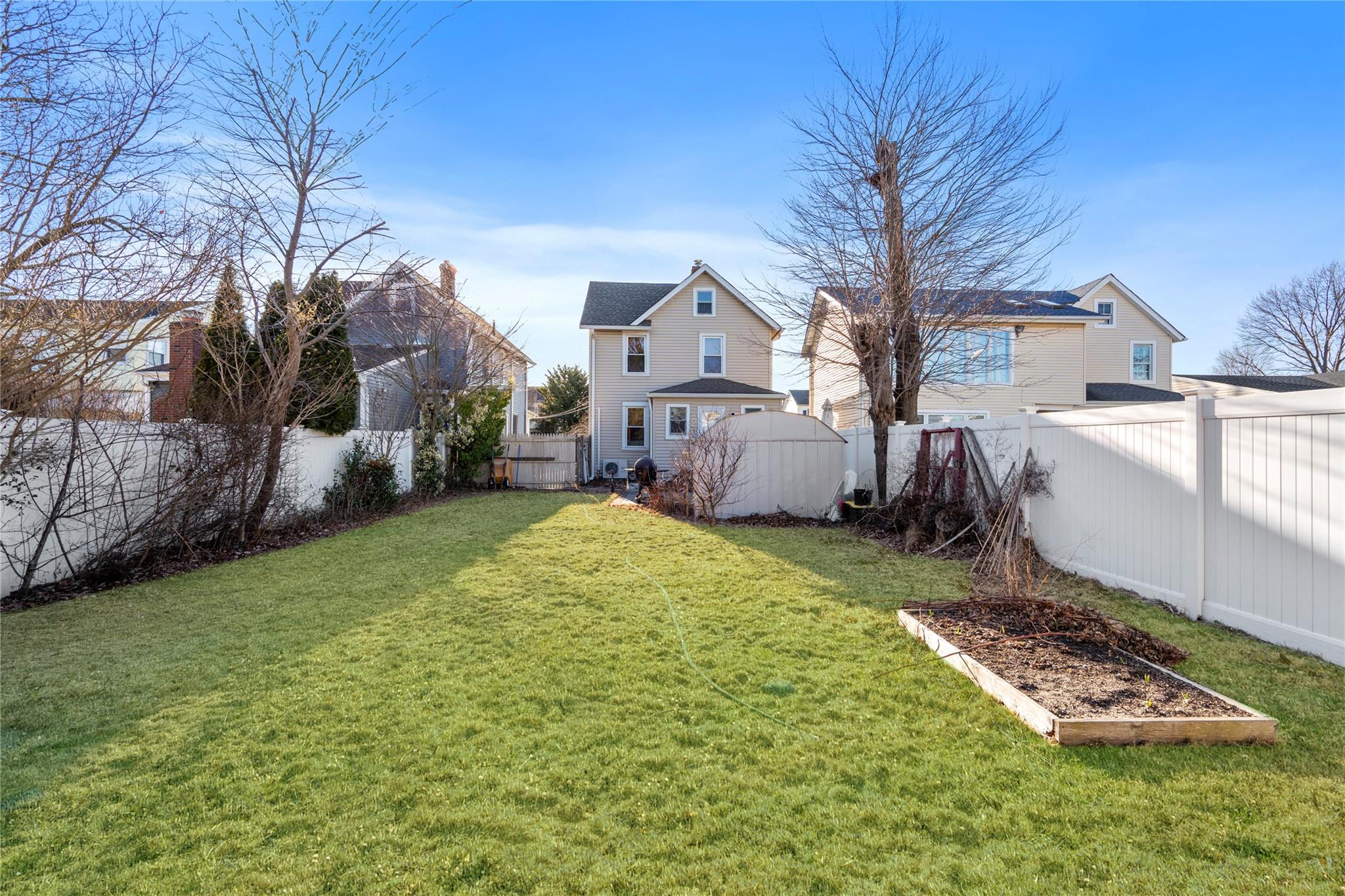 95 Rose Street, Oyster Bay, New York image 24