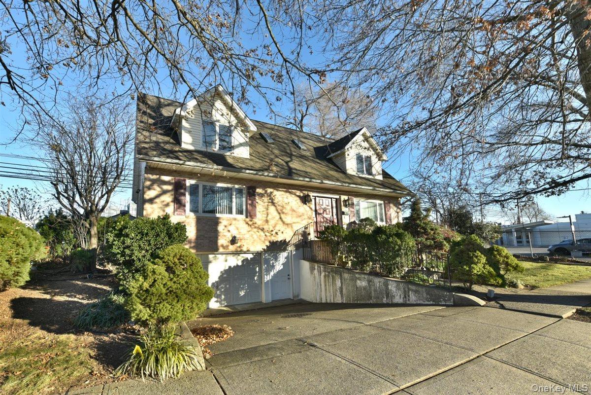 300 Pennsylvania Avenue