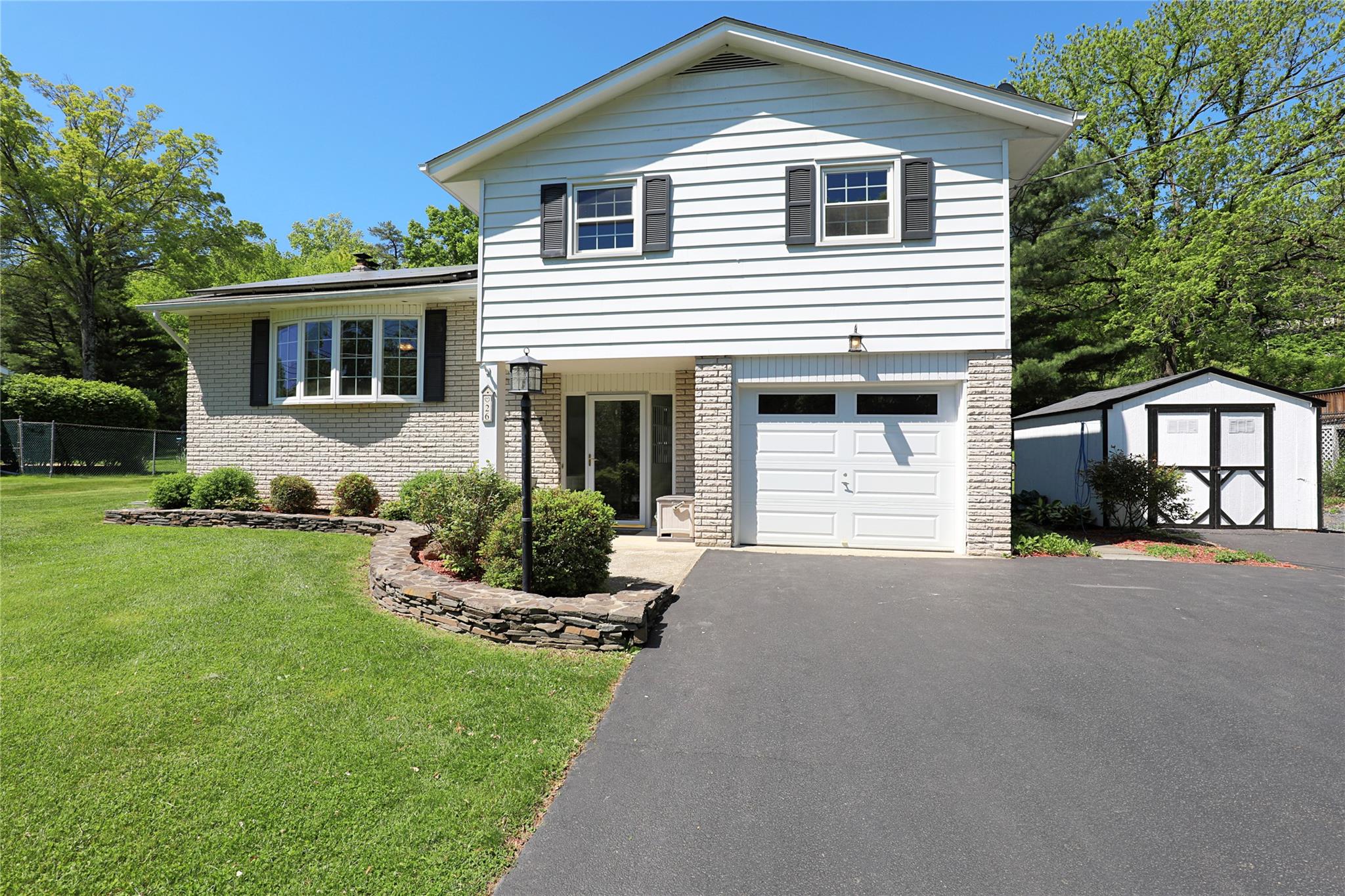 26 Frederick Drive, Lake Katrine, New York image 2
