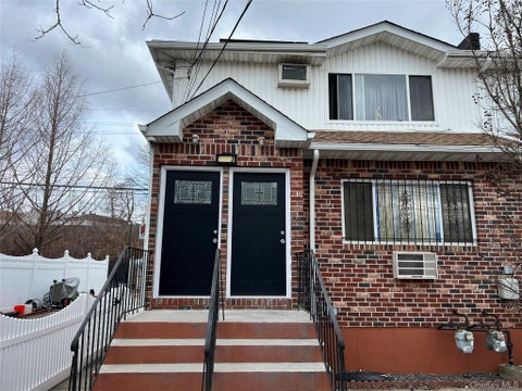Apartment For Rent - 112-63 Bedell Street #1F<br/> Jamaica, NY 11433