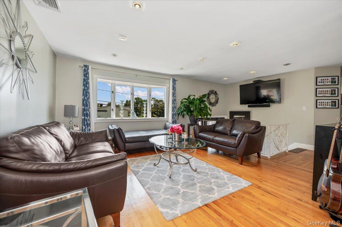3897 Darby Lane