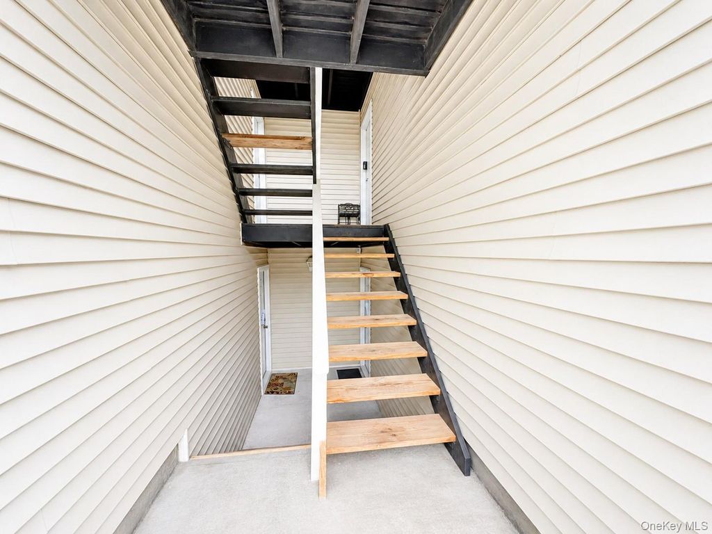 Photo of 27 Lexington Hill #10, Monroe, NY 10926 (MLS # 997441)
