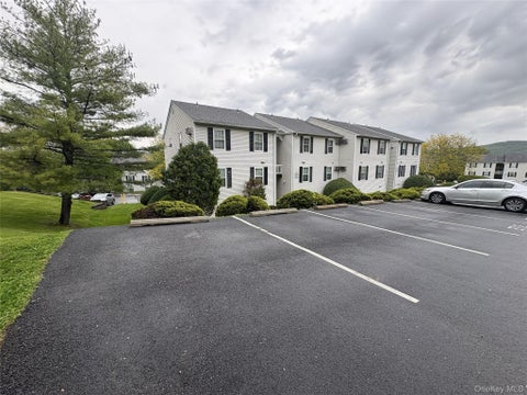 Condo For Sale - 27 Lexington Hill #10<br/> Orange County, Harriman, NY 10926