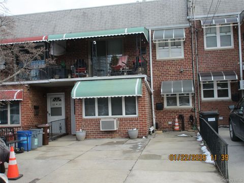 62-37 69TH Place Middle Village NY 11379