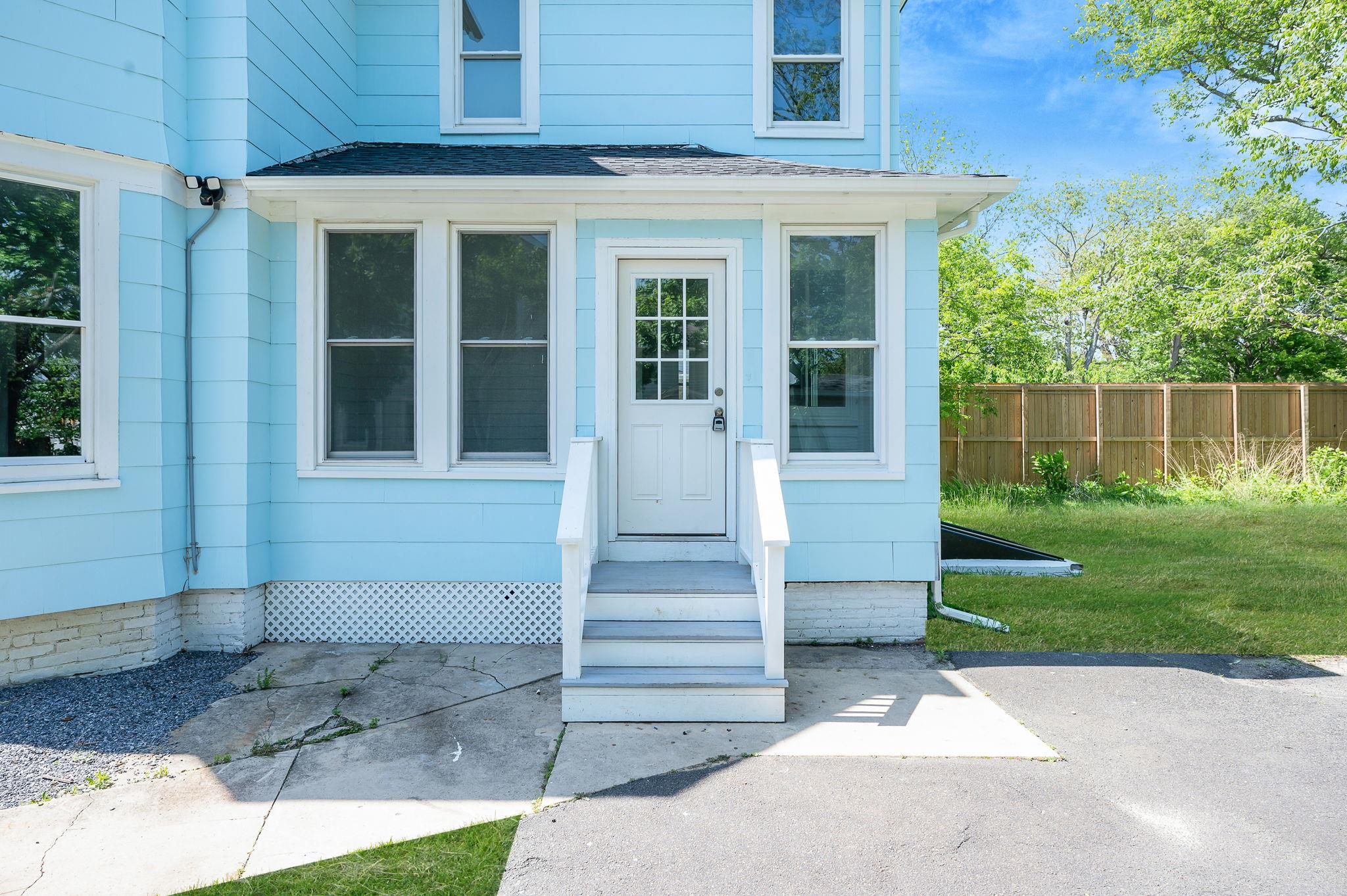 434 Griffing Avenue, Riverhead, New York image 10