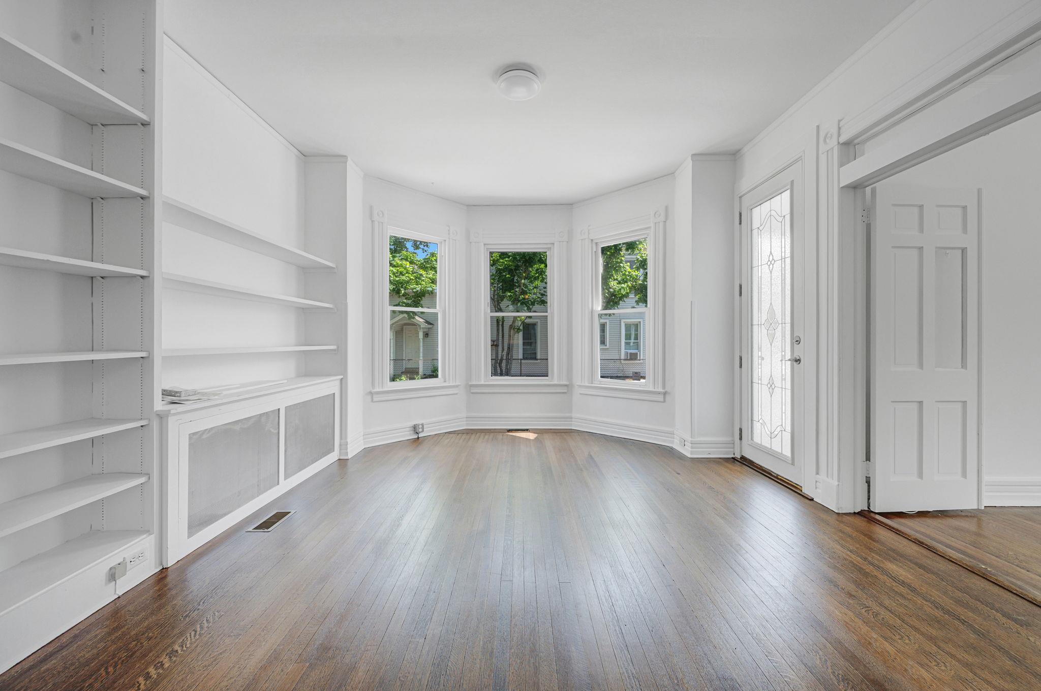 434 Griffing Avenue, Riverhead, New York image 39