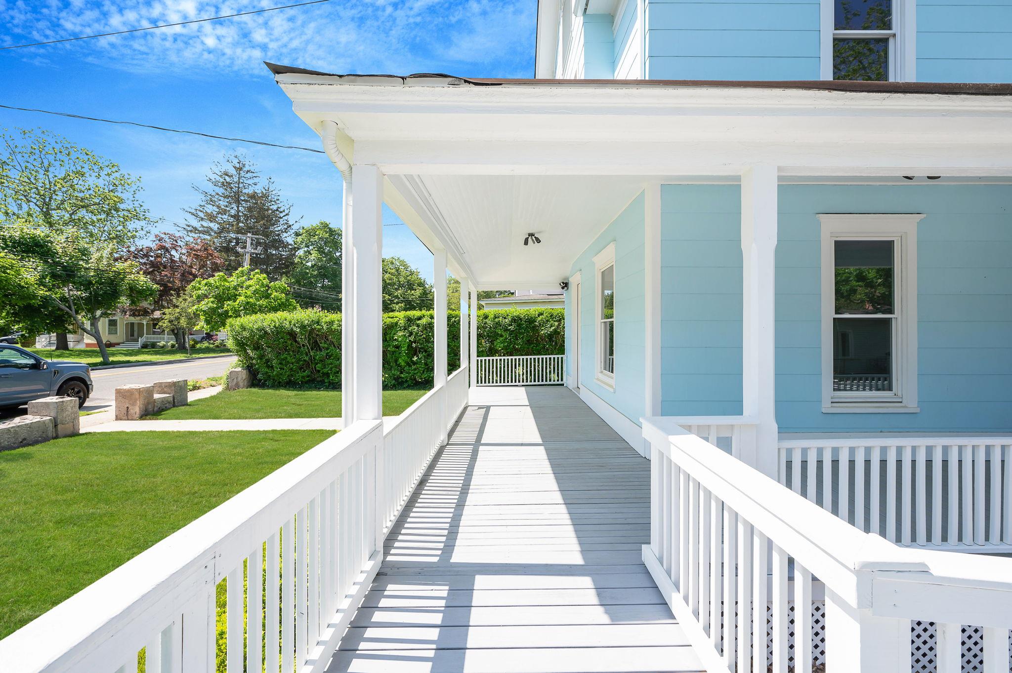 434 Griffing Avenue, Riverhead, New York image 8
