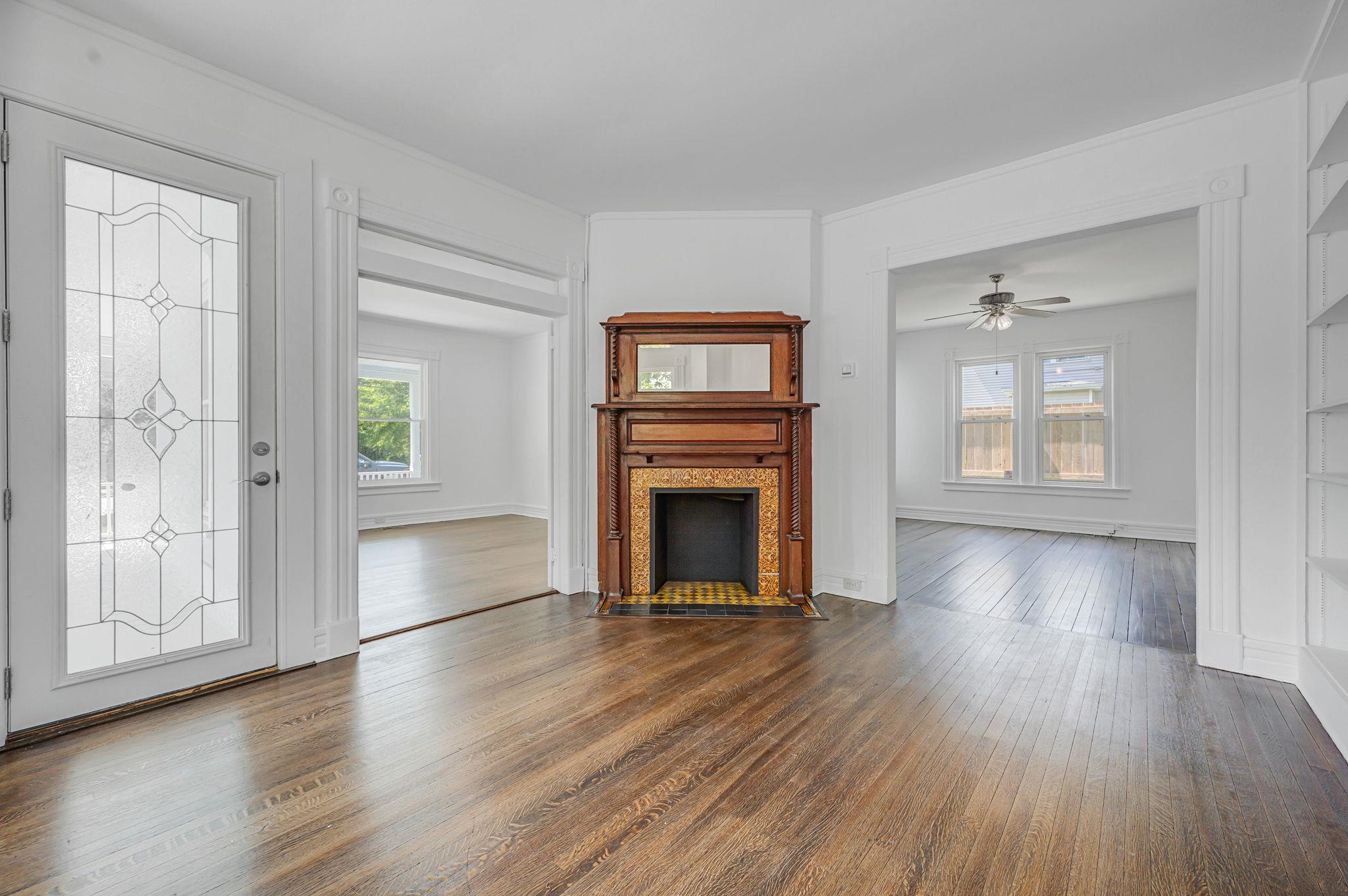 434 Griffing Avenue, Riverhead, New York image 34
