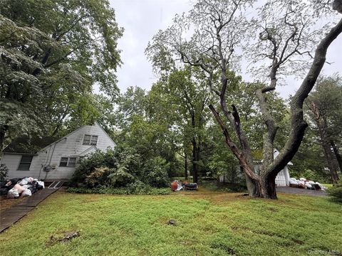 160 Stony Hollow Road Greenlawn NY 11740