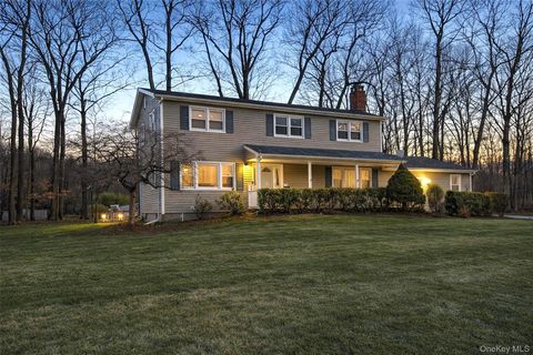 22 Palisades Court Pomona NY 10970