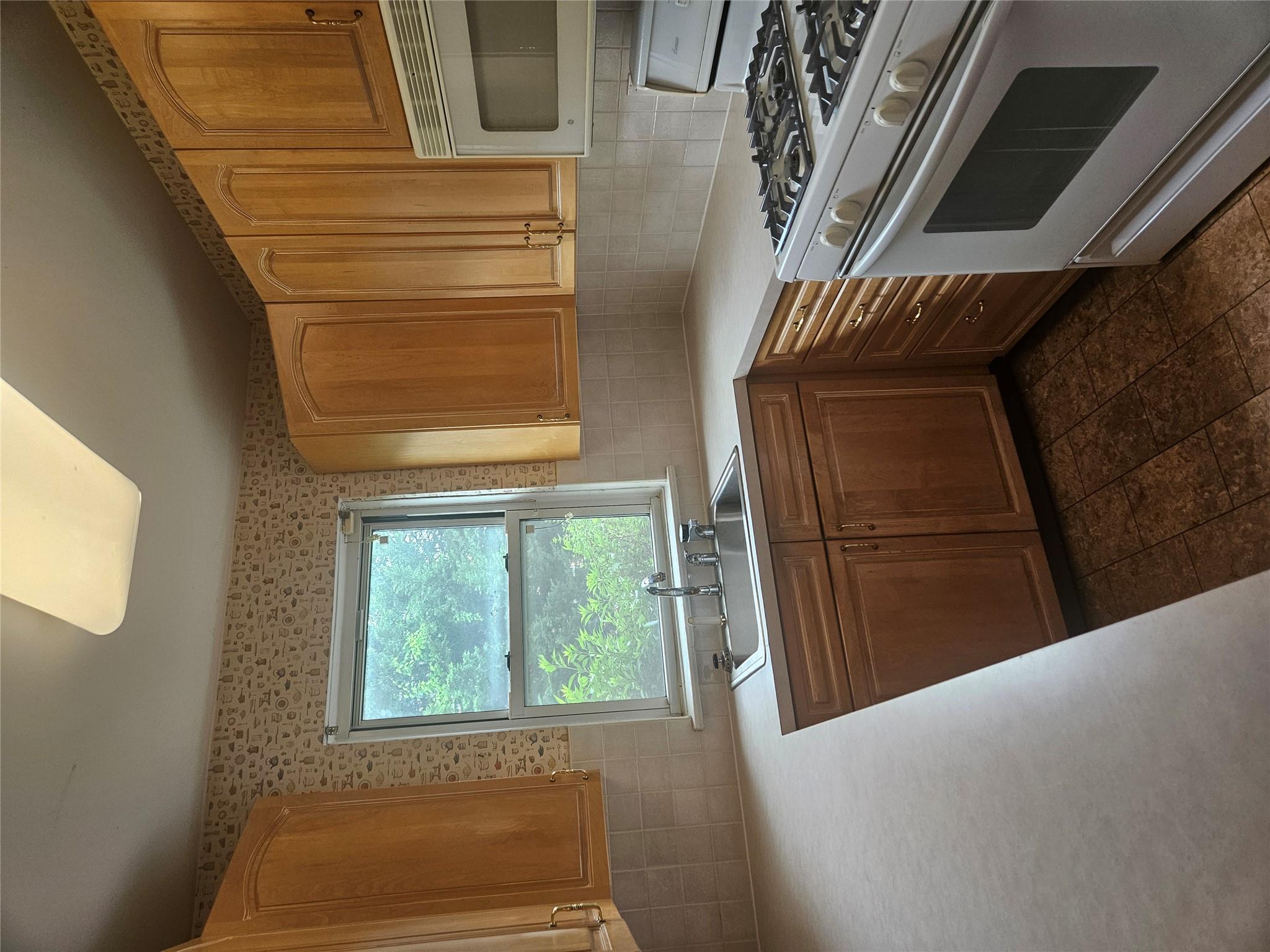 1361 Broadway #B26, Hewlett, New York image 6