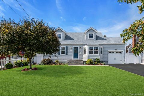 Homes For Sale - 219 N Nassau Avenue<br/> Nassau County, Massapequa, NY 11758