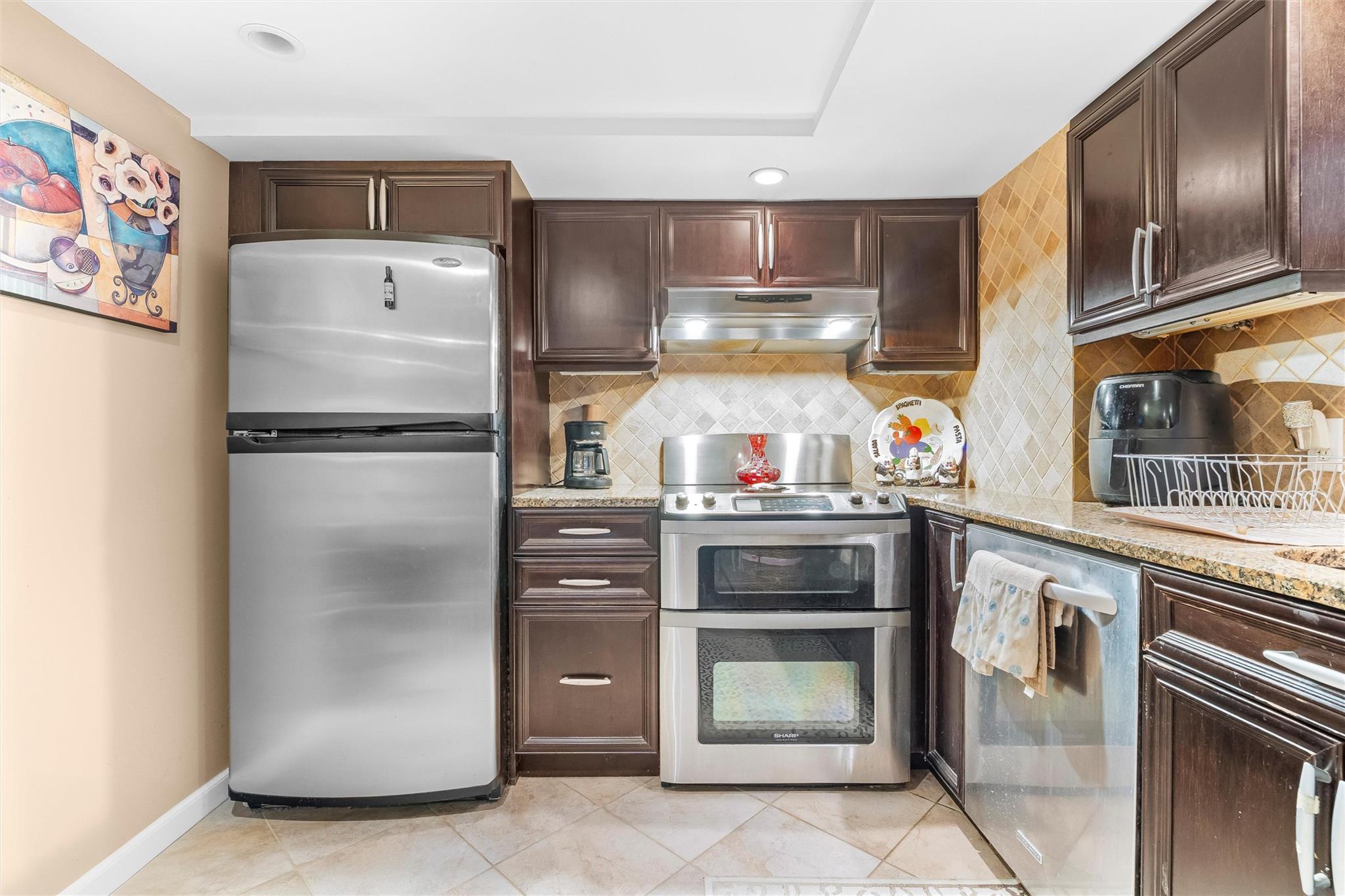 3163 N Rawlins Avenue, Bronx, Florida image 43