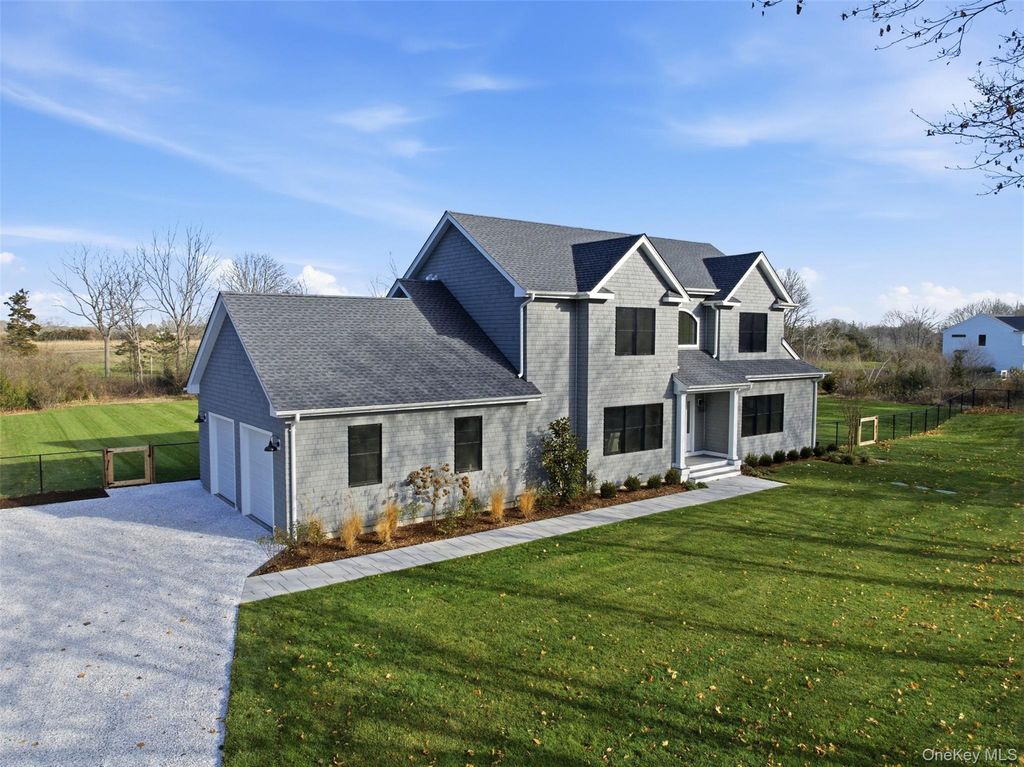 Photo of 62 Tuthills Lane, Jamesport, NY 11901 (MLS # 957083)