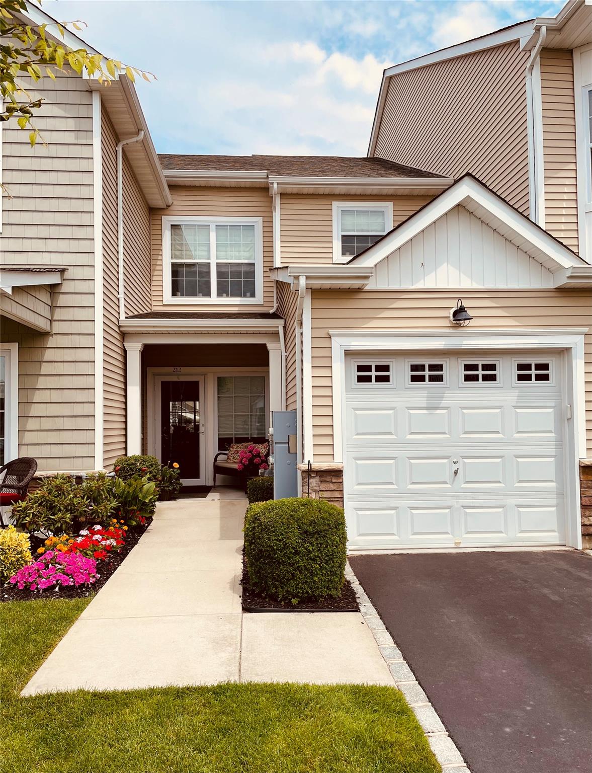 212 Isabella Lane, Blue Point, New York image 46