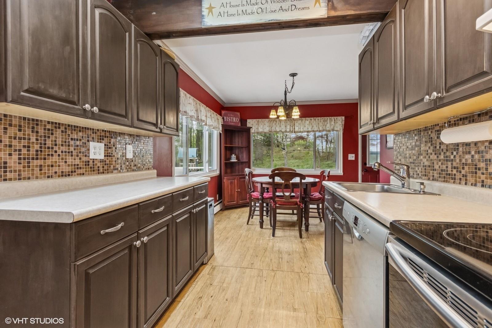 12 Oakwood Drive, Wappingers Falls, New York image 9