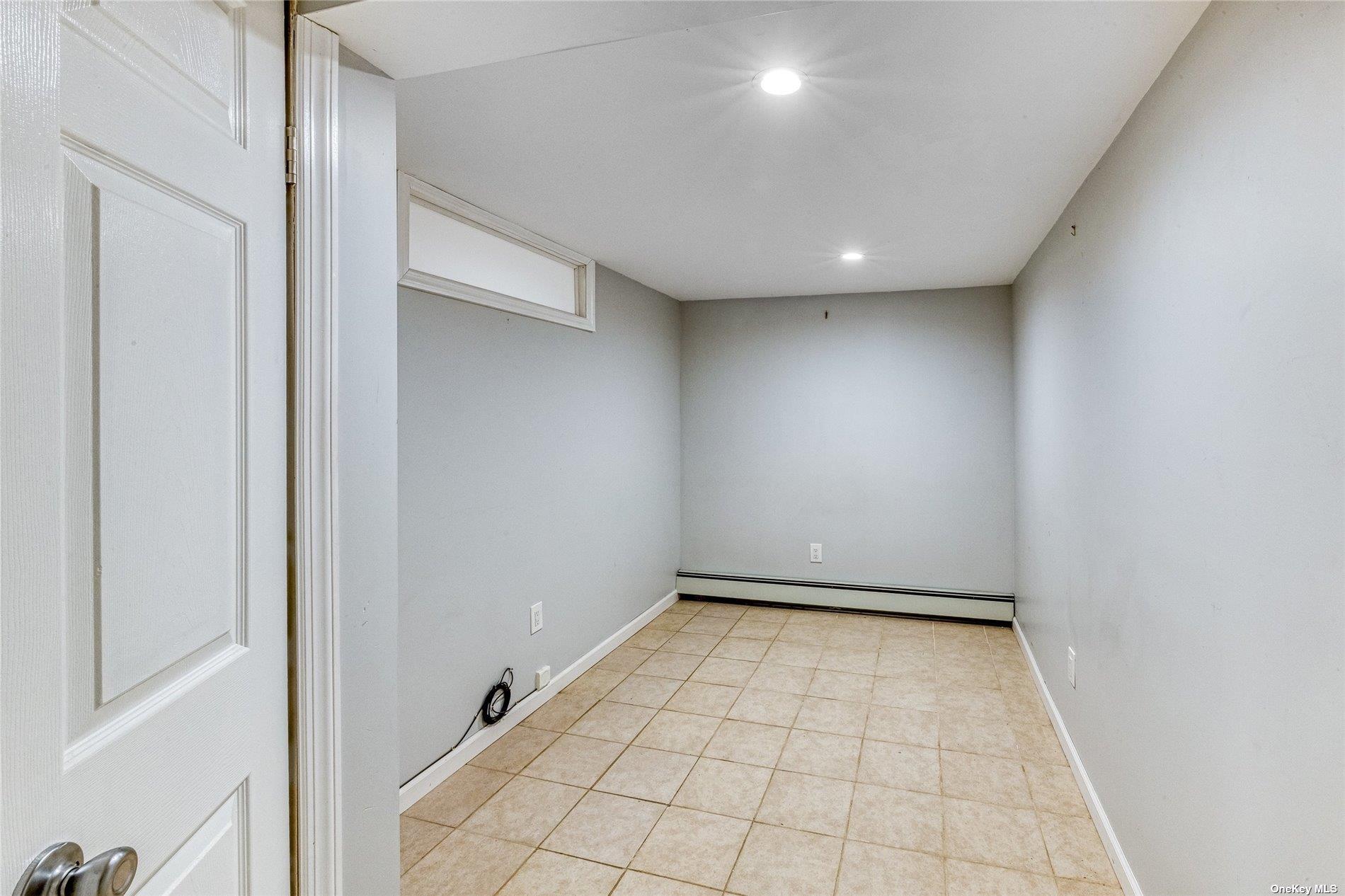 4 Kent Place, Plainview, New York image 27