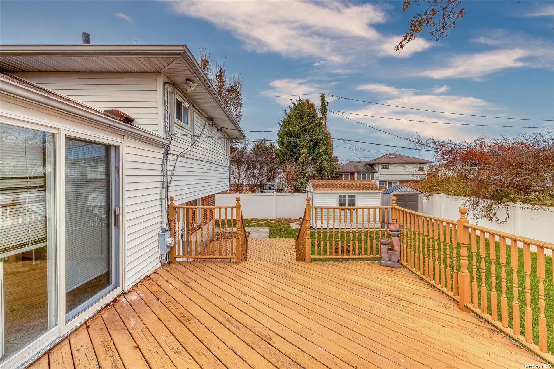 4 Kent Place, Plainview, New York image 32
