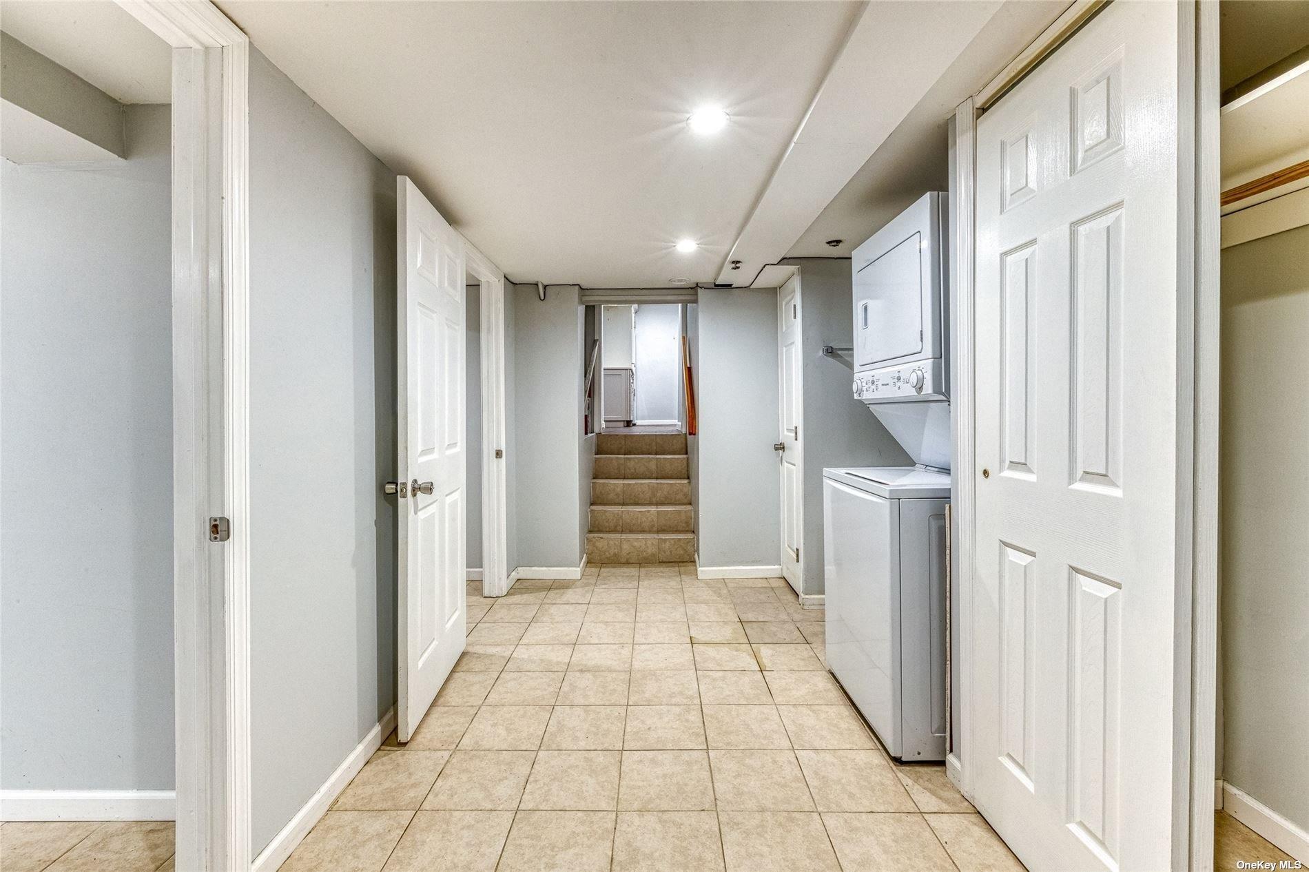 4 Kent Place, Plainview, New York image 30