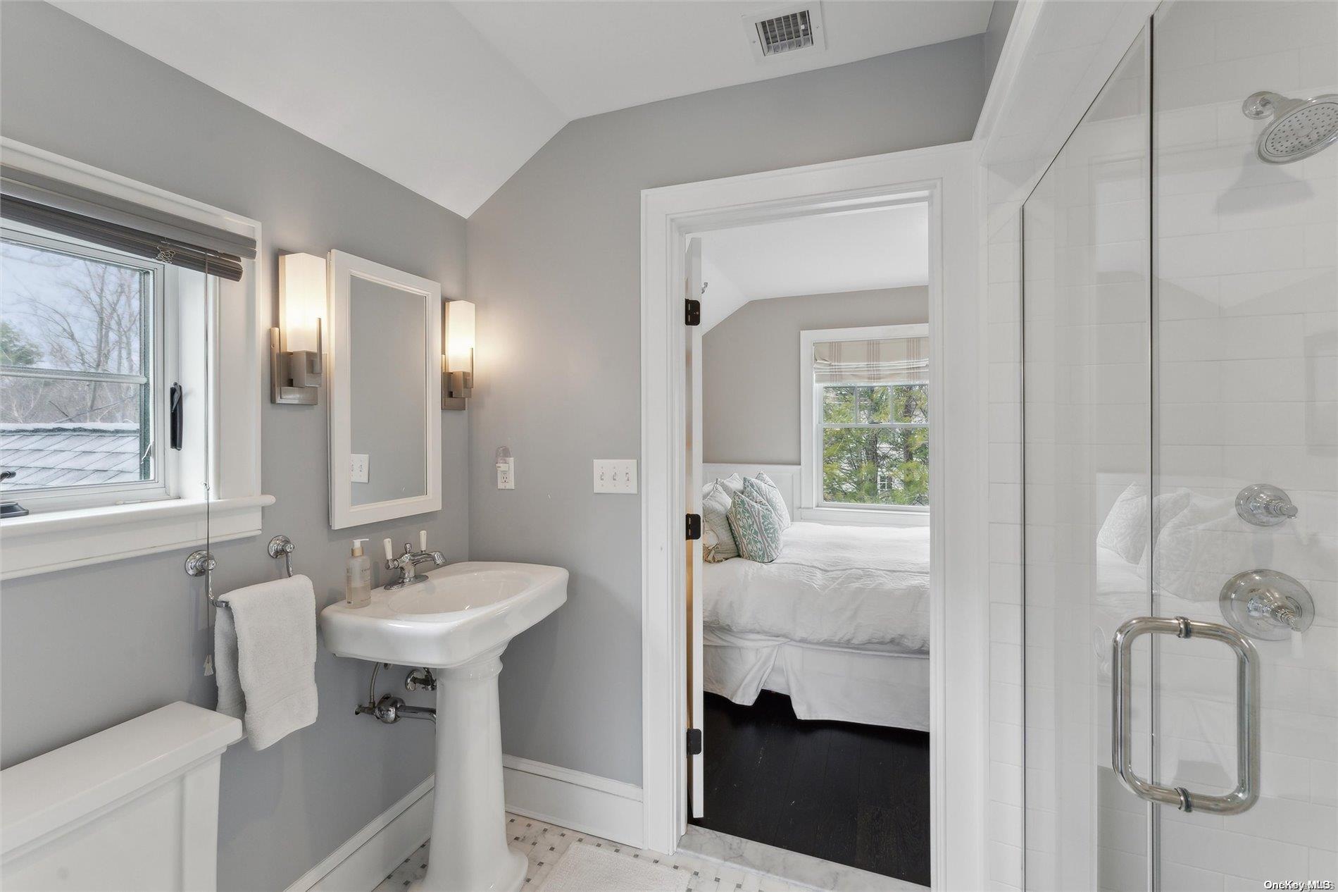 17 Woodbridge Lane, Westhampton Beach, New York image 23