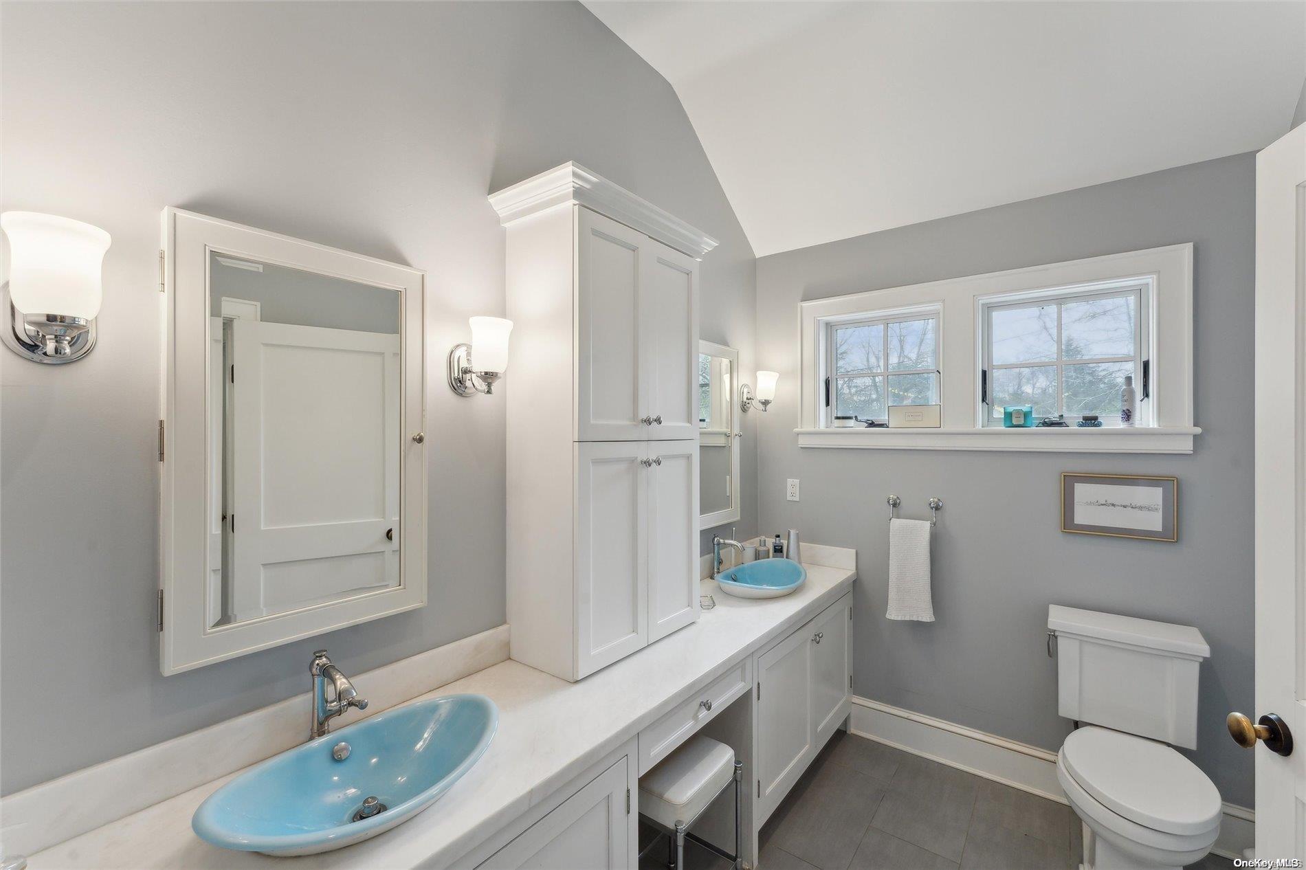 17 Woodbridge Lane, Westhampton Beach, New York image 13