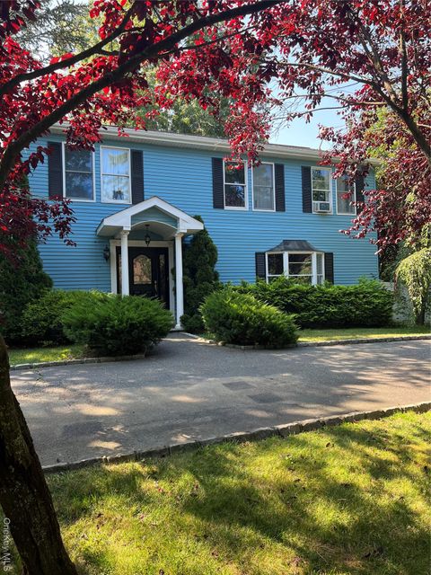 Photo of 10 Jonah Road, Miller Place, NY 11764 (MLS # 915969)