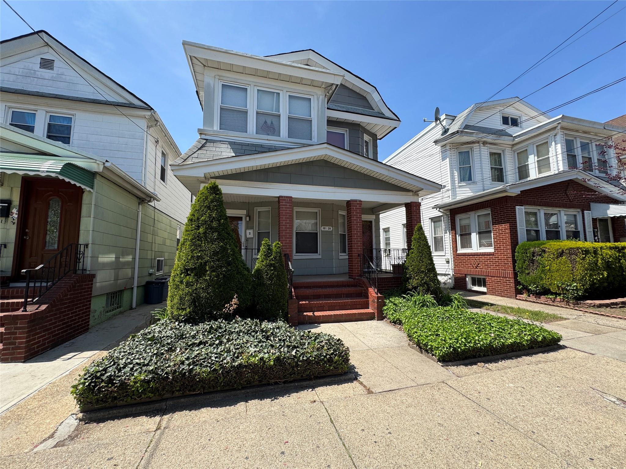 113th Street, Richmond Hill, Queens, NY - 6 Bedrooms  
2 Bathrooms - 