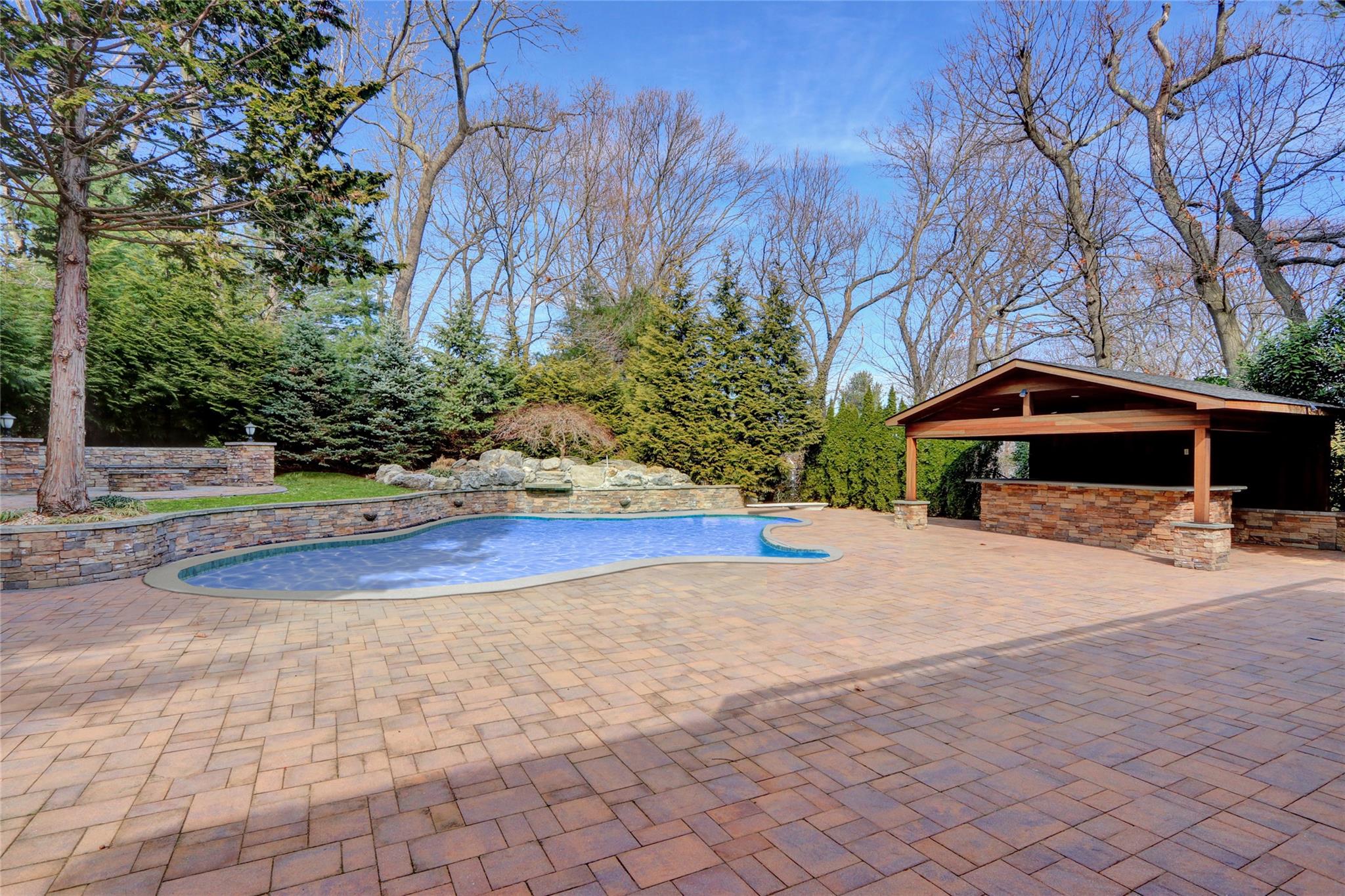 52 Jefferson Landing Circle, Port Jefferson, New York image 8