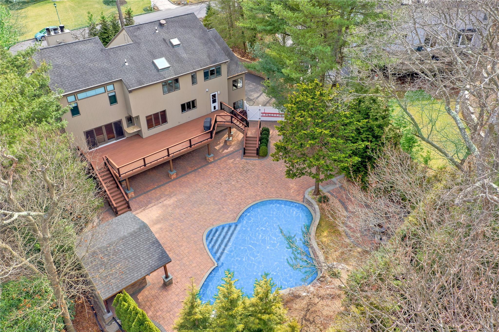 52 Jefferson Landing Circle, Port Jefferson, New York image 6